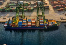 Incoterms 2020 w praktyce: kto za co odpowiada